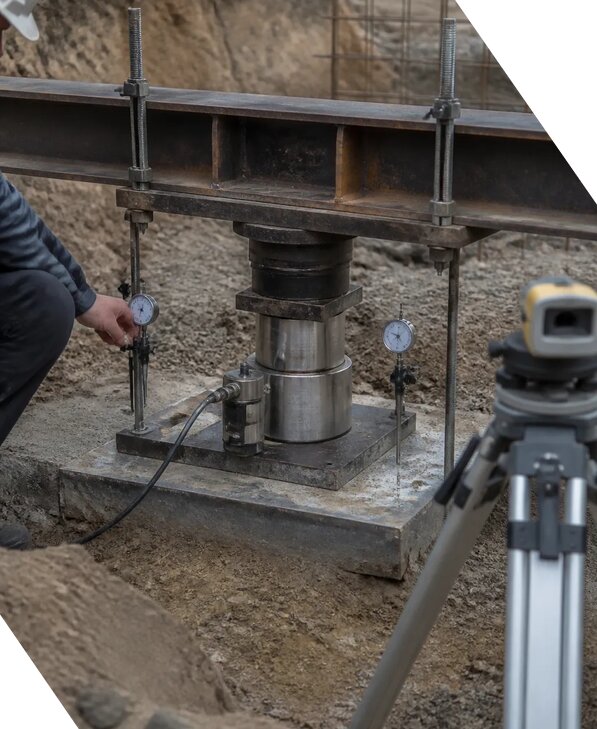 Полевое испытание грунта статической нагрузкой в Азнакаеве